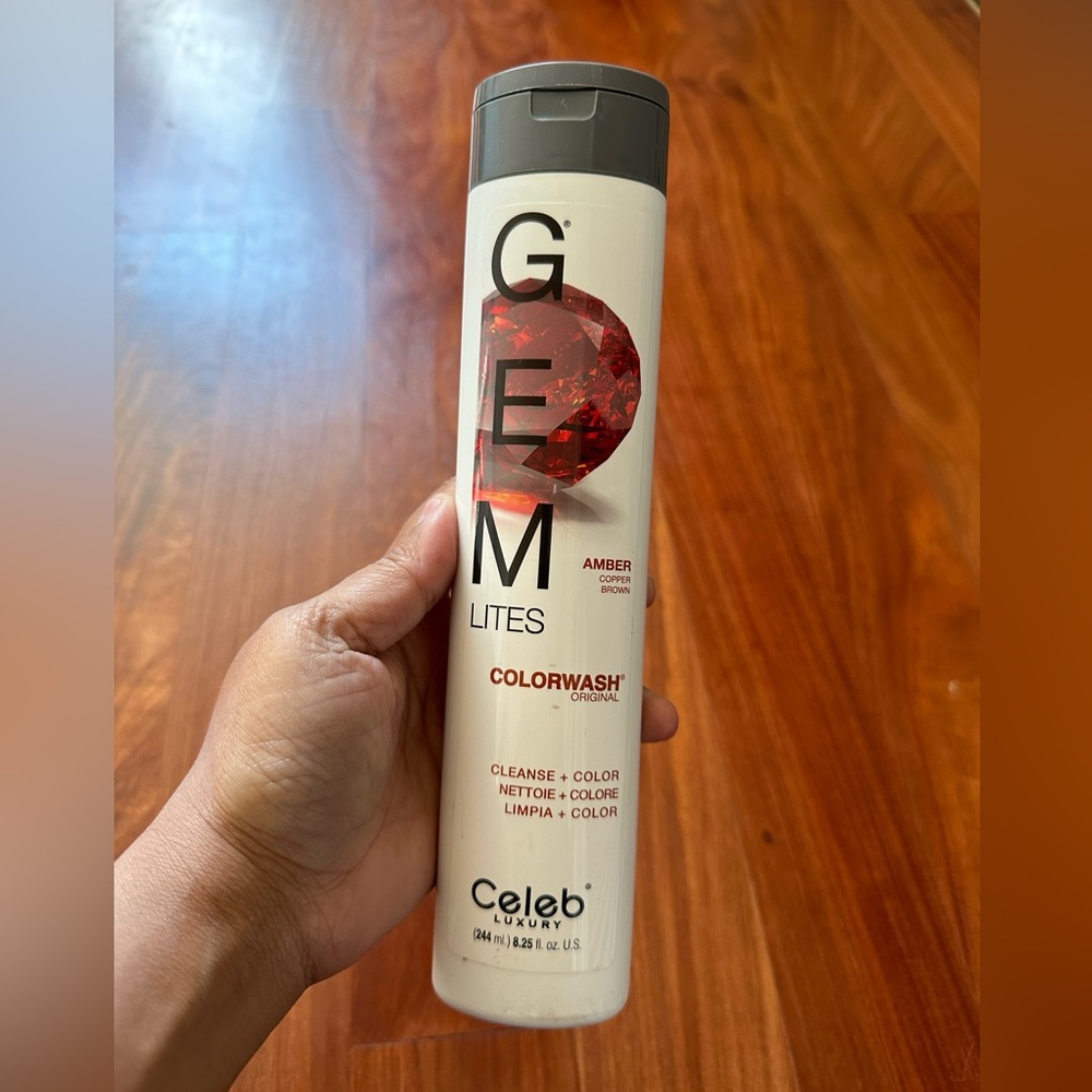 Celeb Luxury semi-permanent hair color repositioning shampoo, amber color wash